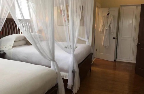 Uptown - Upper Duval House | Welcome to Paradise! Lavish and Relaxing 3 Classy Units, Enjoy the On-site Pool!