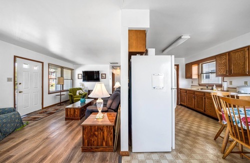 North Wildwood Cottage | Welcome to this wonderful ranch style rental!