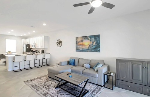 Venice Condo | Wellen Park golf course views - Golf membership included - Golf and Beach Getaway