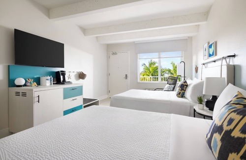 New Town Hotel | Where Fun Meets Chill | 2 Island View Rooms in Blue Flamingo Resort Key West