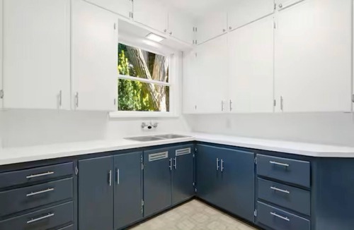 Lawton Park House | Where the Garden & Puget Sound Meet 3604 34th Ave West,Magnolia Seattle 98199