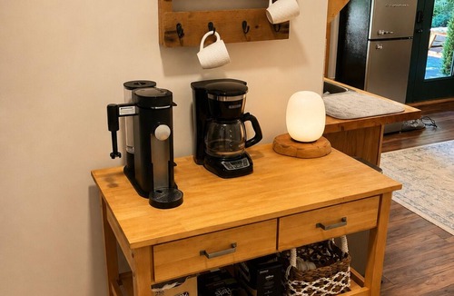 New Hill House | Whispering Pines Cozy Cabin Suite Retreat Near Jordan Lake and Pet Friendly