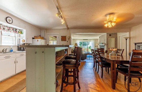 Montague Cottage | White Pines Cottage on Lake Michigan