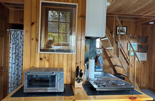 Block Island Cottage | Whitegate Cottage will not be renting in 2025. Thank you to our past guests.
