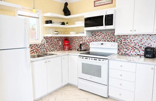 Little Harbour House | Wild Rose Cottage Purcell's Harbour Twillingate