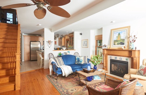 Town Bank Cottage | Willow Cottage by the Bay - July 27- Aug 3 available!nOnly 3 Night Minimum