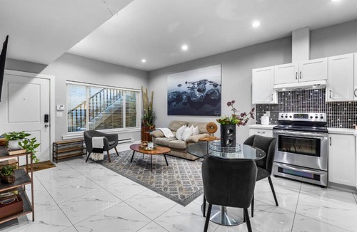 Willoughby House | Willow Suite