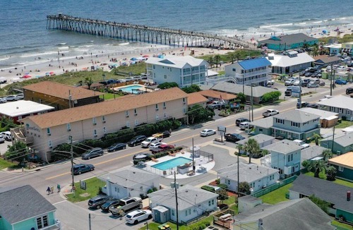 Kure Beach Cottage | Wilmington Beach Bungalow~ Kure Beach, Fishing, Pool, Walk to Pier