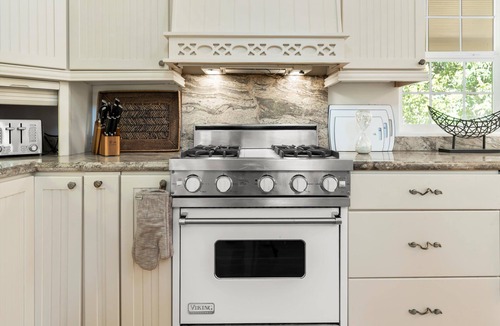 St. Helena Cottage | Wine Country Private Oasis