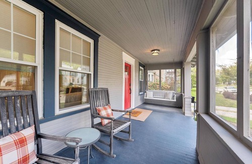 Delaware House | Winn on Oak: Ohio Wesleyan's Favorite Address