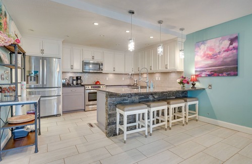 Delaware House | Woodland Spa Sanctuary: Delaware Home w/Swim Spa