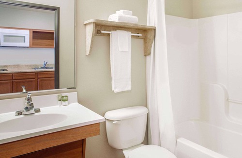 Lakeview Hotel | WoodSpring Suites Manassas Battlefield Park I-66