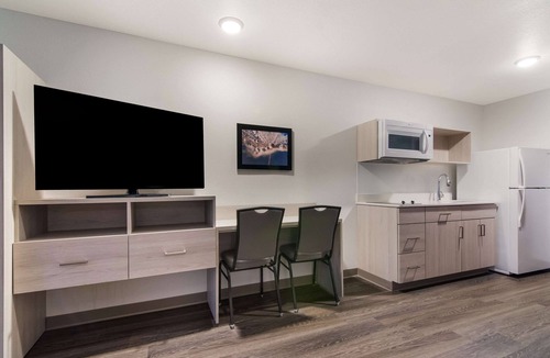 Morrisville Hotel | WoodSpring Suites Morrisville Raleigh Durham Airport