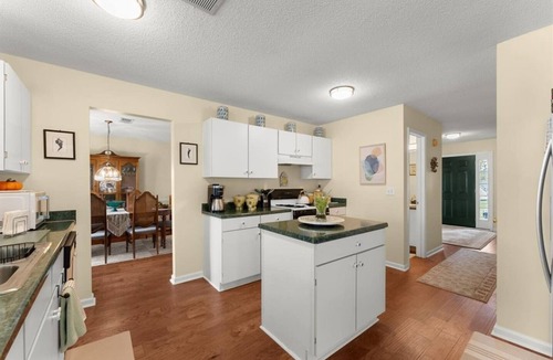 Belmont House | World Cup Work Base -Large Home + OFFICE- Sleeps 8