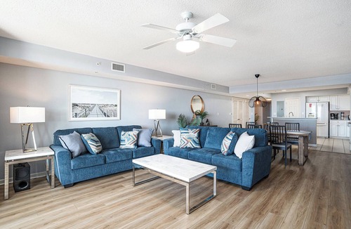 North Myrtle Beach Villa | Yacht Club Villas #2-902 Beautifully Decorated Condo!