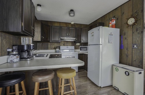 White River Township Cottage | Yay the beach! Lake Michigan beach front cottage, adjacent to dunes & park.