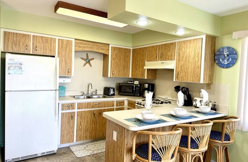 Gulf Cove Cottage | Your peaceful and quaint paradise getaway!