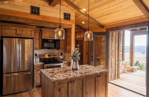 Zion National Park East Entrance House | Zion Mountain Ranch