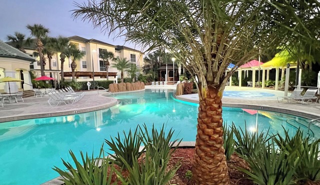 1-101 Legacy Dunes, Just Steps to the Beach Style Pool, Minutes to Disney!