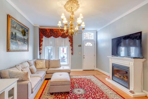 1 Mi to Dtwn: Townhome w/Patio in Baltimore!