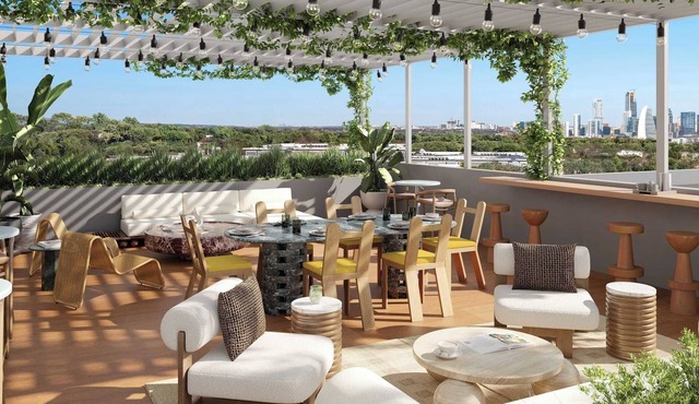 18 Guests at The Code by Avantstay Steps to Zilker in South Lamar Resort Amenities + Pool