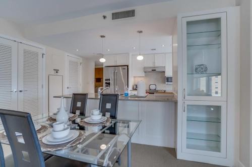 1BR Furnished Apartment at Penn Quarter apts