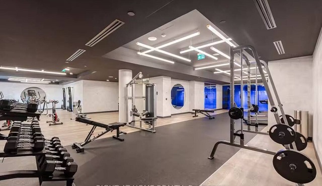 2-bedroom apartment in welcoming Mississauga with AC, fitness room