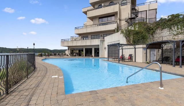 2 Bedroom Lake View Villa - Unit 209