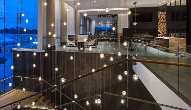 2 Connecting Suites at a 4⭐️ Hotel
