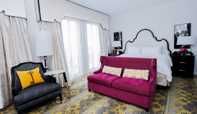 2 Cozy Suites Near Historical Landmarks & Attractions! Gym Access & Pool