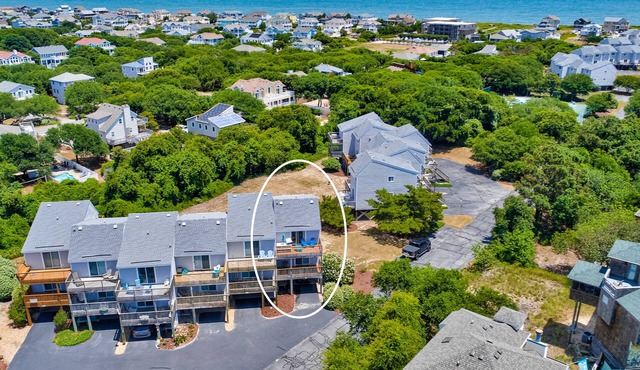 2-Story Condo near the Beach w/Outdoor Shower, Shared Pool & Tennis, Central AC