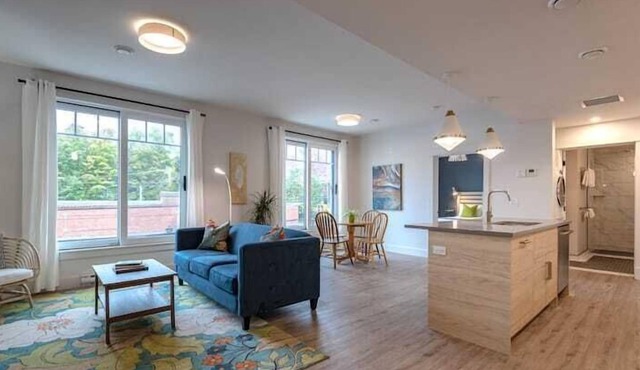 201 - Downtown Wolfville Boutique Apartment