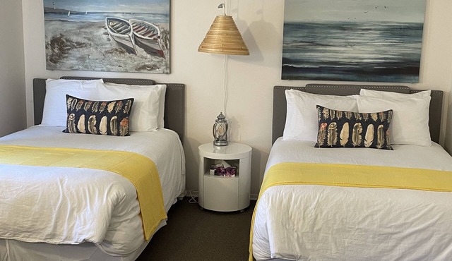 206 - Standard Rm -2 Double Beds - 2nd Floor