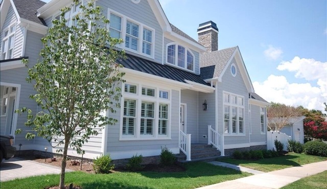 3.5 blocks to the beautiful Rehoboth Beach