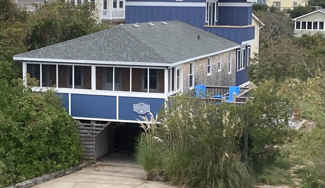 4 Bedroom Ocean View Beach Box Cottage in Duck