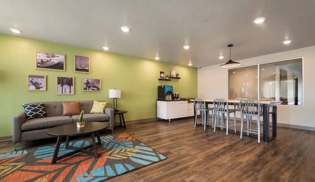 4 Modern Rooms with Kitchen for Exploring Florida’s Space Coast & Attractions