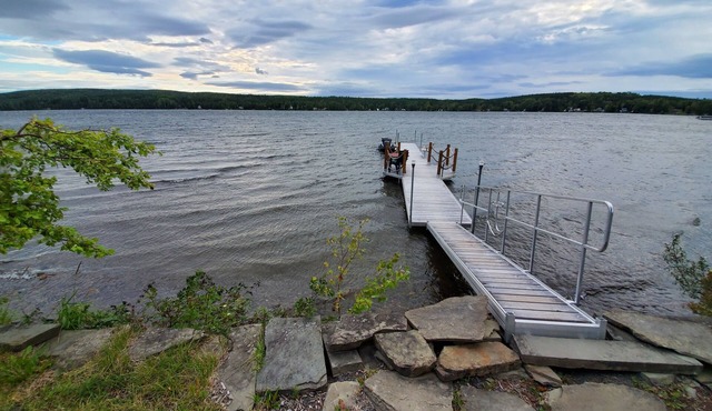 4-season cottage on Lac du Portage è Ste-Paule