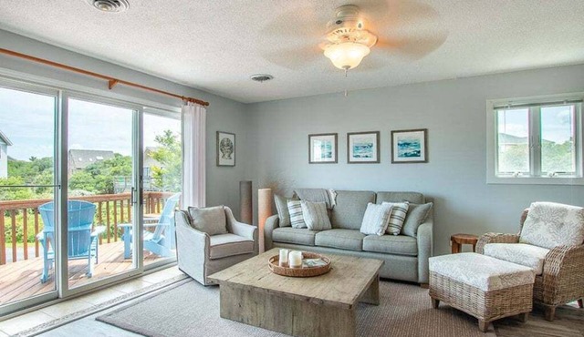 4210- Changes in Latitude, Georgetown Sands condo, outdoor shower, with community pool and tennis
