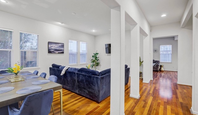 4BD/3BA Spacious Mare Island Home -> Billiards+BBQ