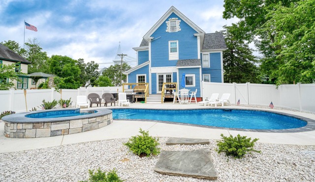 7 Bedroom, Pool, Volleyball, Beach, Restaurants, Bars