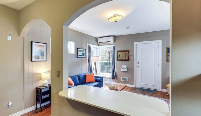8 Mi to Lumen Field! Walkable Home w/Fenced Yard