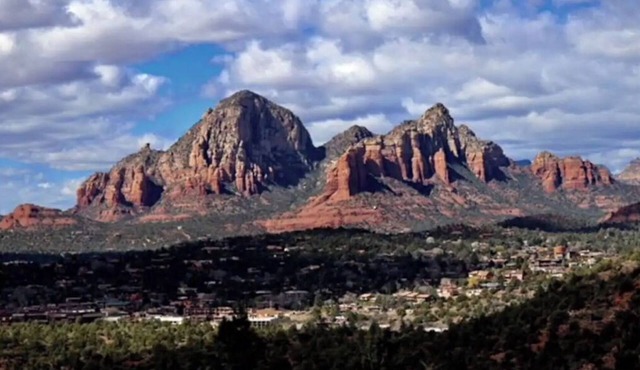 A Beautiful Cozy Cottage in West Sedona