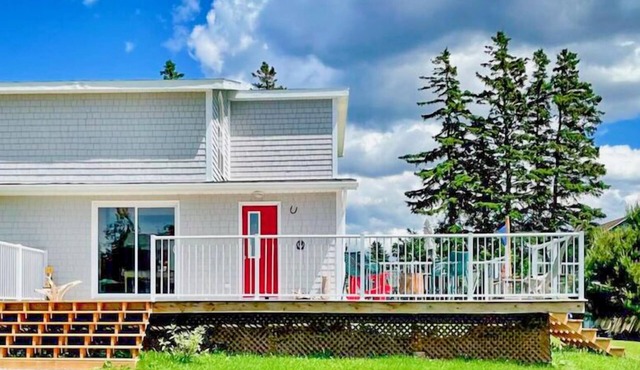 A beautiful property on the doorstep to the best beaches and ntl parks in PEI!