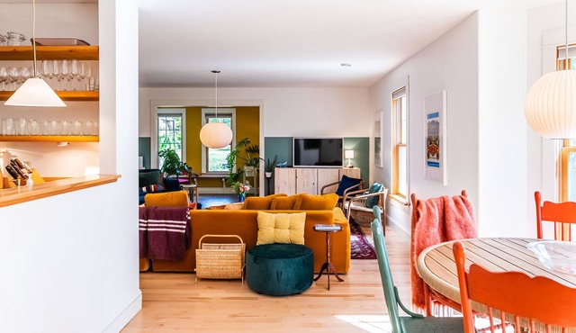 A well-appointed cottage tucked away on the Gaspereau Mountain.