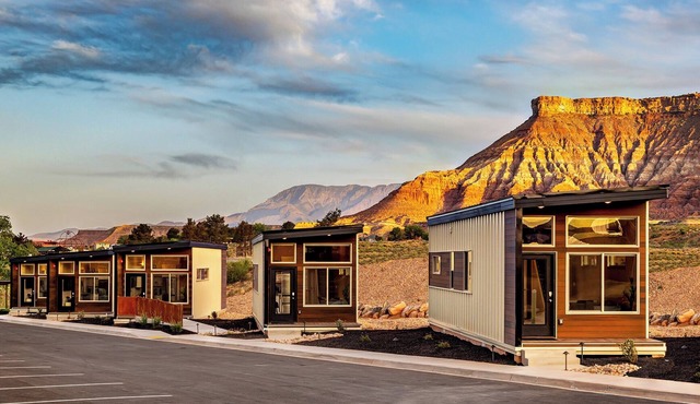 Accessible Tiny Home Near Zion - Pool & Hot Tub in Virgin