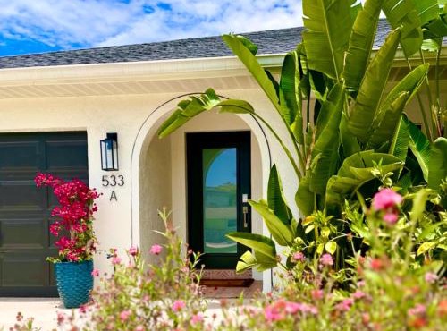 Acqua Atelier by Vanderbilt Beach