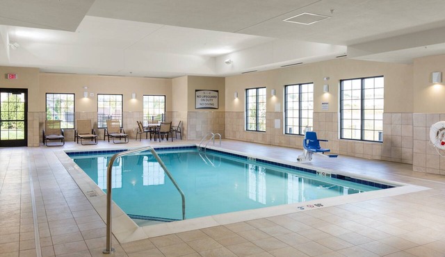 Air-Conditioned Suite Near Ohio State University | Free Daily Breakfast