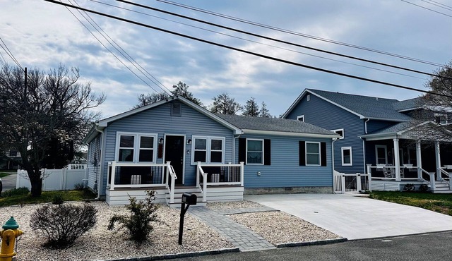 All Spruced Up! Cottage, Outdoor Oasis, Coffee bar