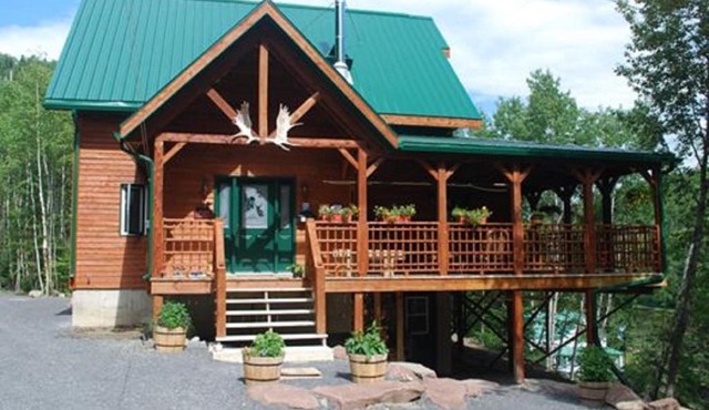 Auberge de la Rivière Matapédia - Matapédia River Lodge