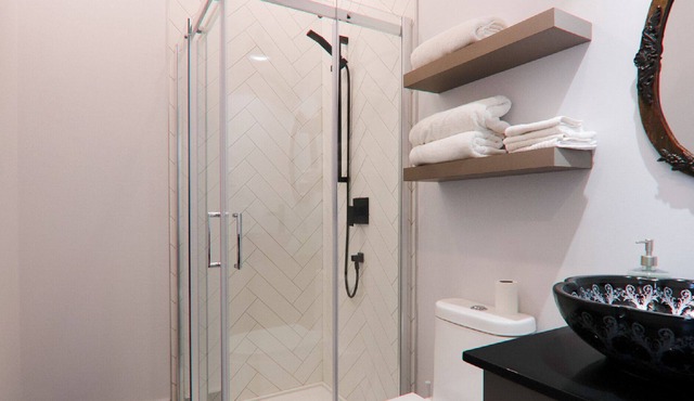 Auberge Le Xavier offers complete lofts in the heart of Old Terrebonne.
